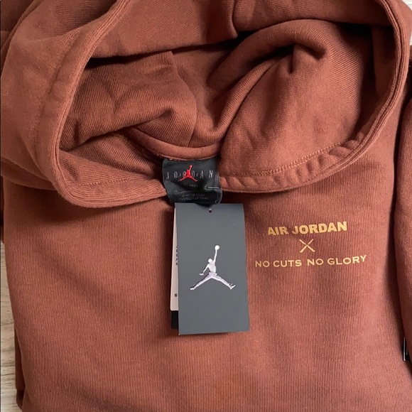 Drew The Barber: The Jordan Chicago Collaborators' - Picture 4 of 7